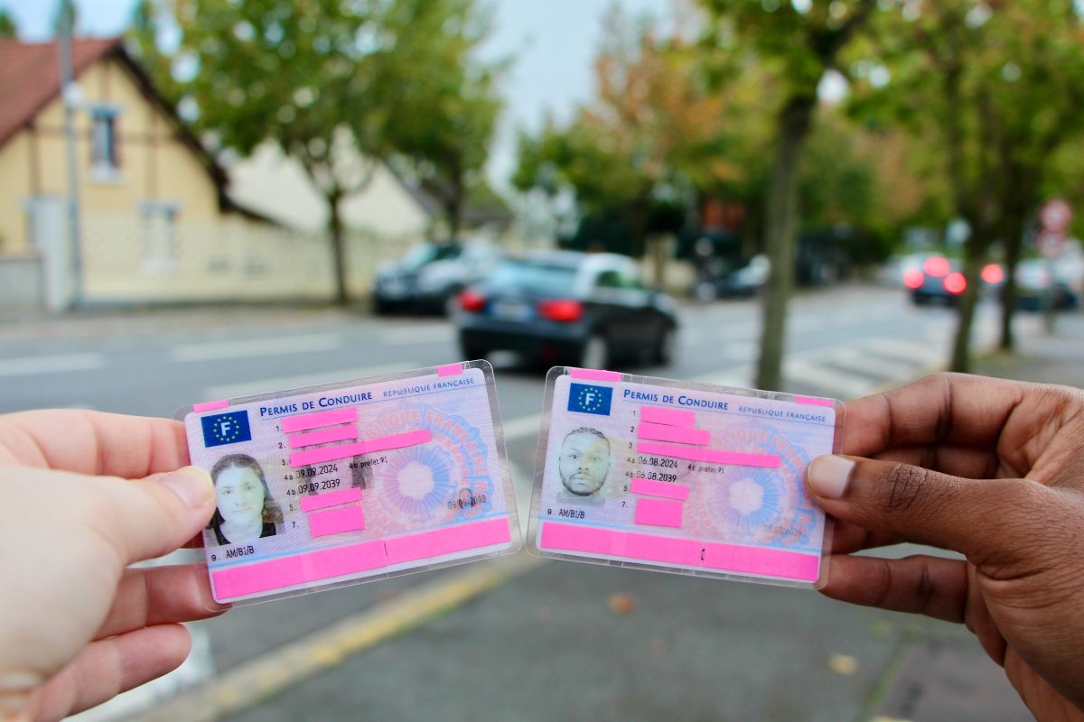 Achetez votre permis de conduire français de catégorie A1 sans examen.